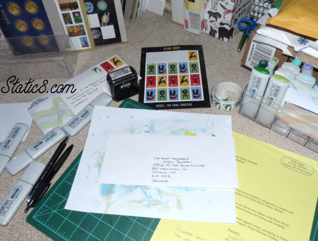letter writing work space
