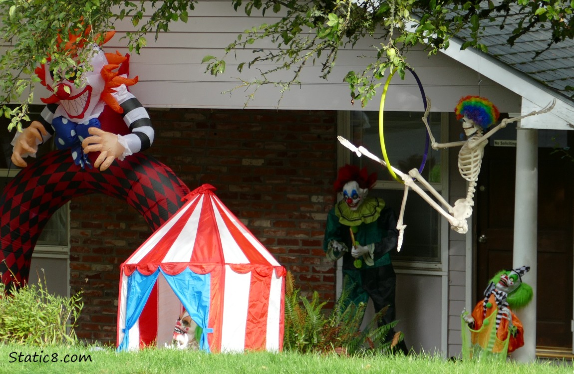 Scary Clown Halloween decorations